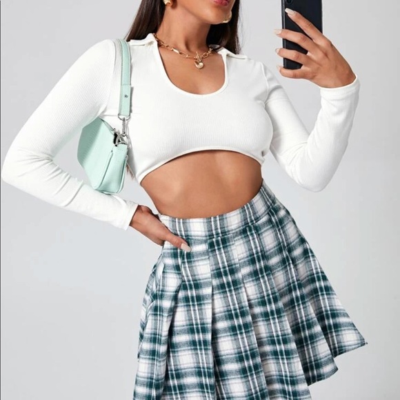 H&M Tops - Rib Collared Long Sleeve Top